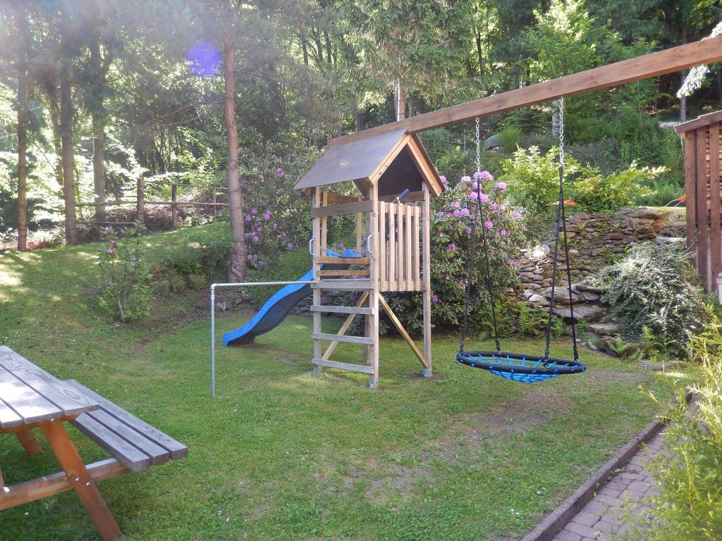 Haus Am Wald Appartement Steindorf am Ossiacher See Buitenkant foto